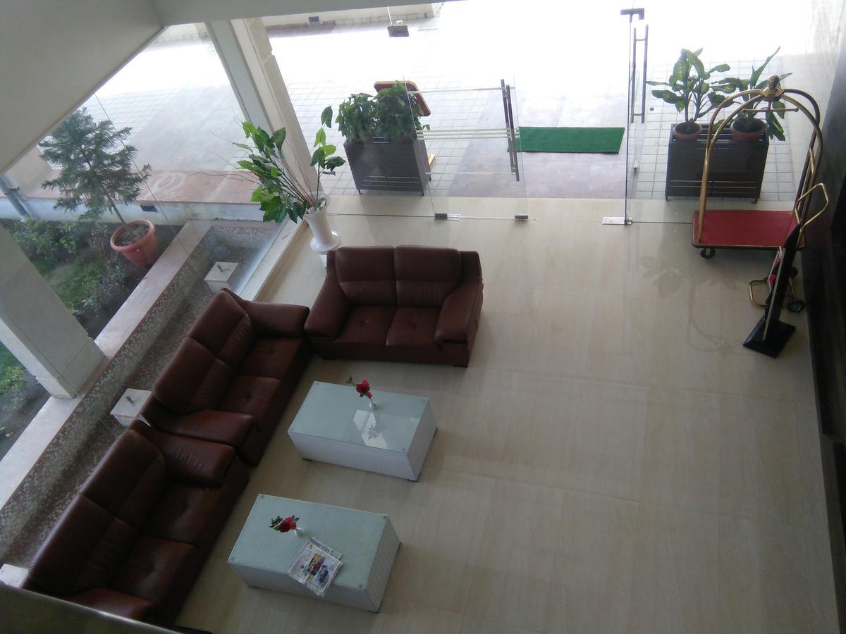 Silver Estate Resort Tikamgarh Exterior photo